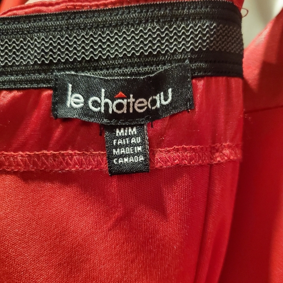 Classy red dress. - Picture 3 of 4